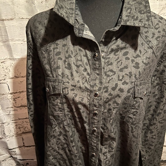 Wrangler Rock 47 woman’s shirt   Cowgirl 🤠 size xxl - Picture 2 of 6
